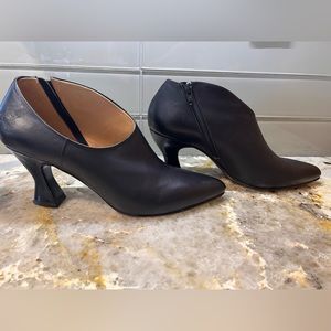 Black Eddie Fluevog 9.5